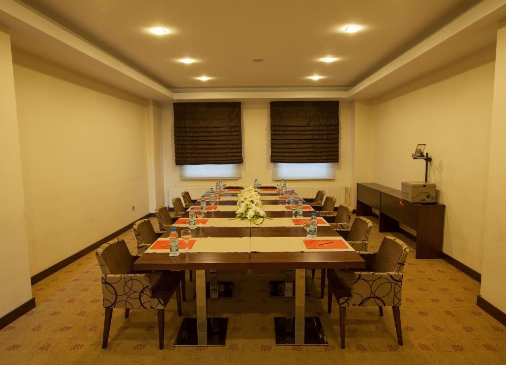 Safir Hotel Gaziantep Bagian luar foto