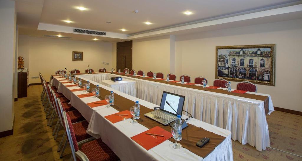 Safir Hotel Gaziantep Bagian luar foto